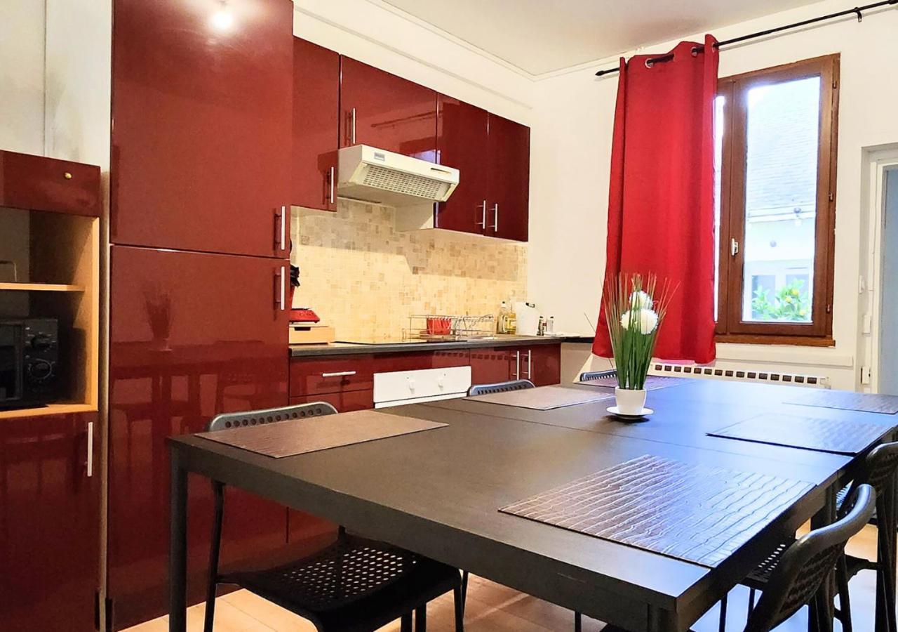 "Colbert Triplex" 3 Chambres - Balcon - Patio - Cathedrale Tours Exterior foto