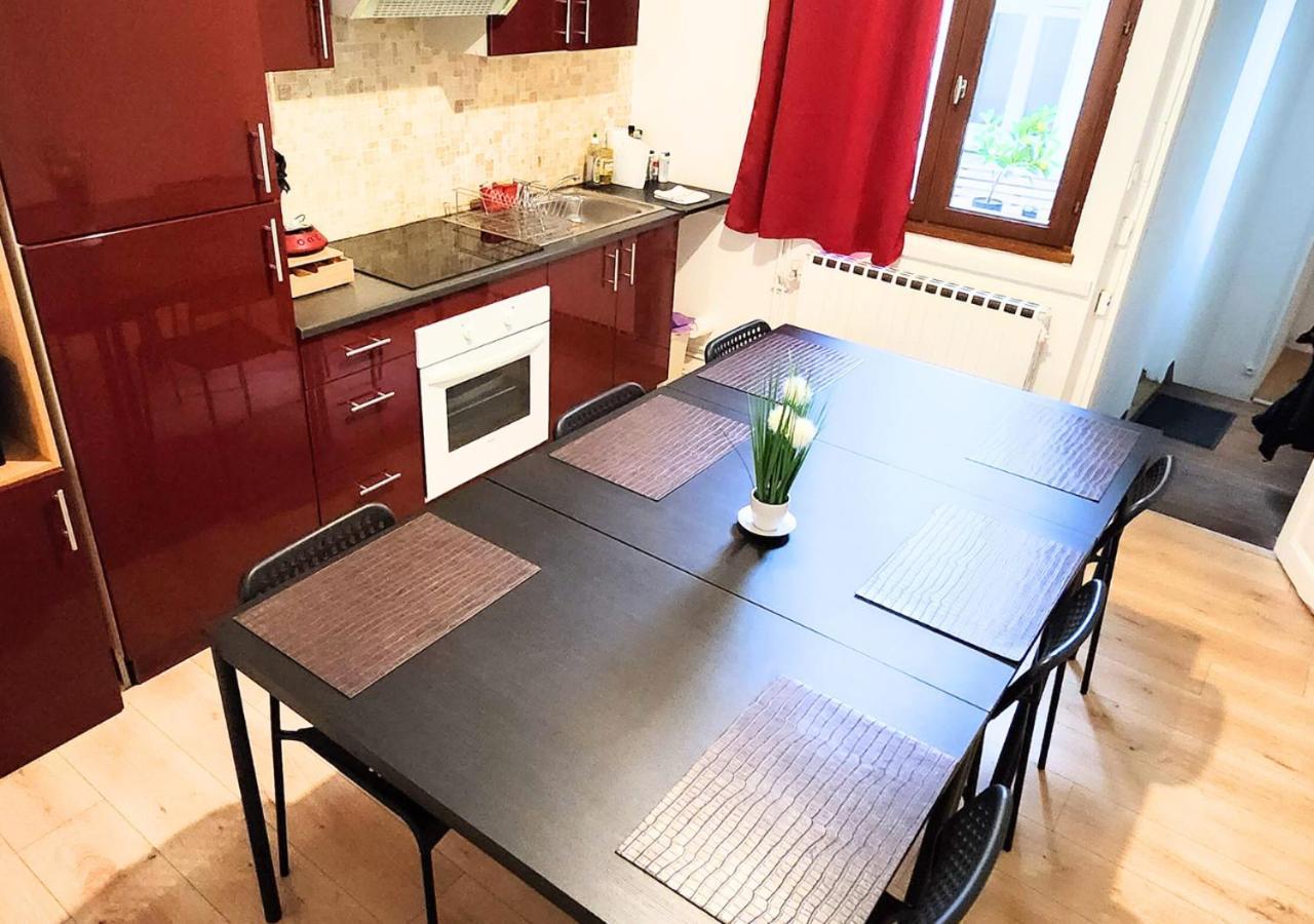 "Colbert Triplex" 3 Chambres - Balcon - Patio - Cathedrale Tours Exterior foto