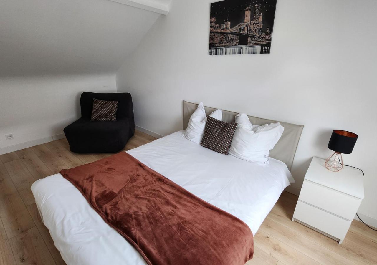 "Colbert Triplex" 3 Chambres - Balcon - Patio - Cathedrale Tours Exterior foto