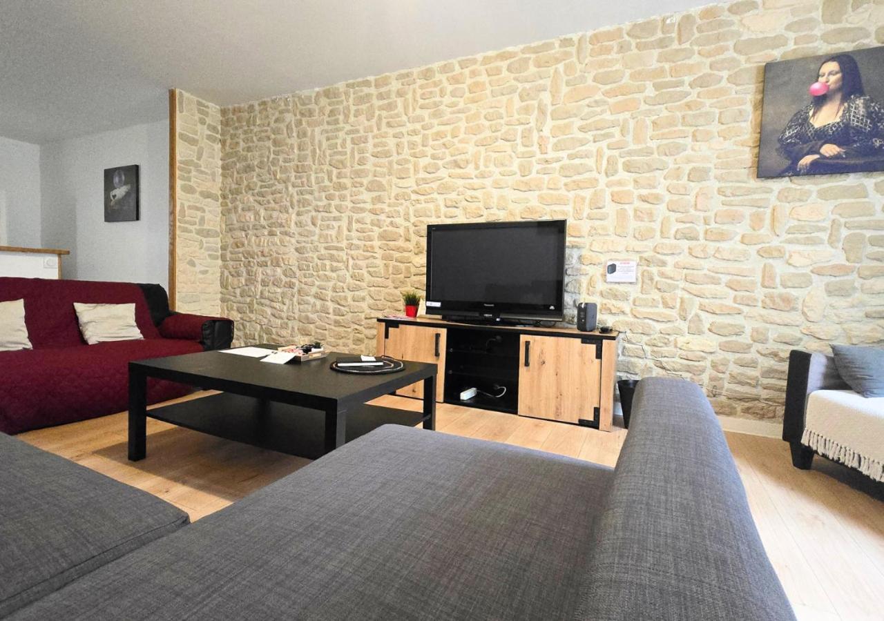 "Colbert Triplex" 3 Chambres - Balcon - Patio - Cathedrale Tours Exterior foto